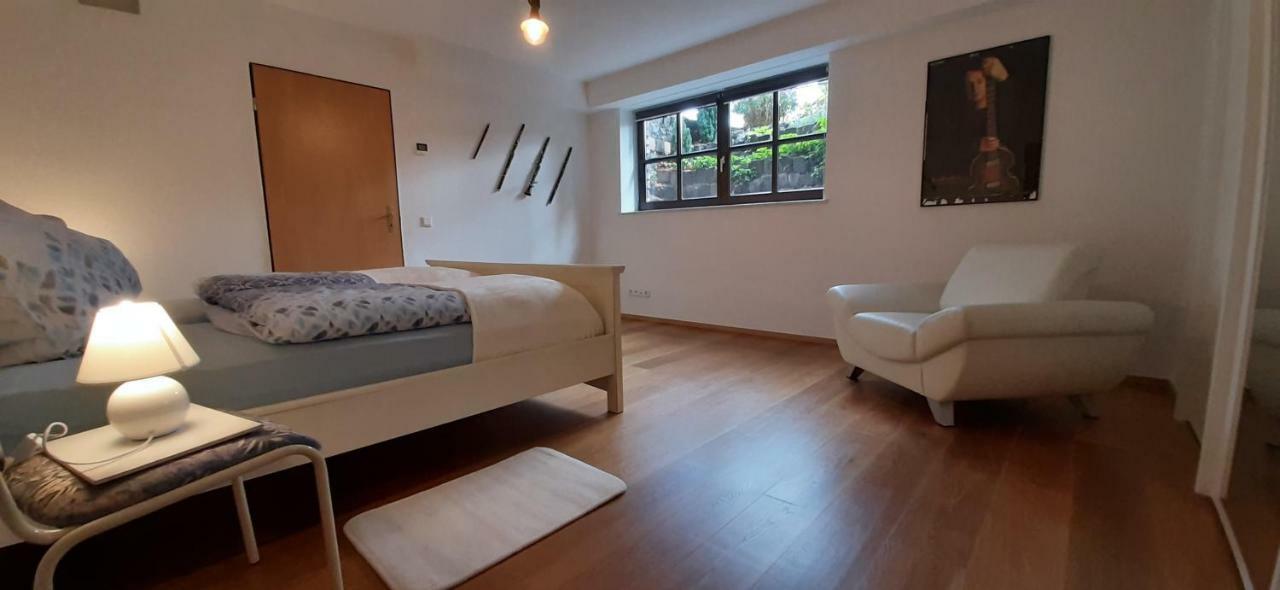Mauritzburg Apartment เครเฟลด์ ภายนอก รูปภาพ