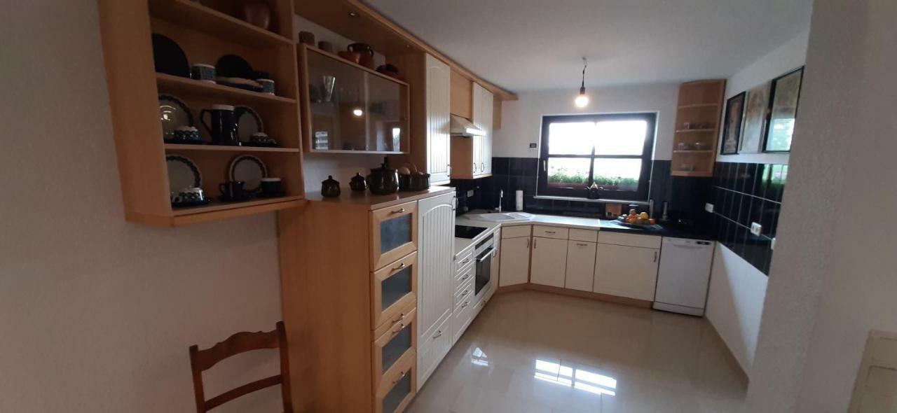 Mauritzburg Apartment เครเฟลด์ ภายนอก รูปภาพ